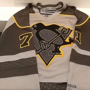 Men's Pittsburgh penguin Jersey one of one